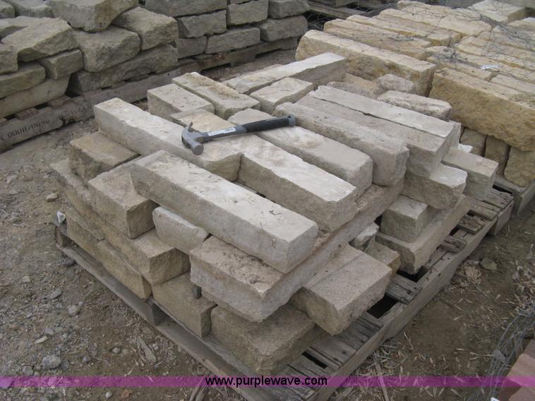 image for item Z9763 Miscellaneous cut limestone on 3 pallets