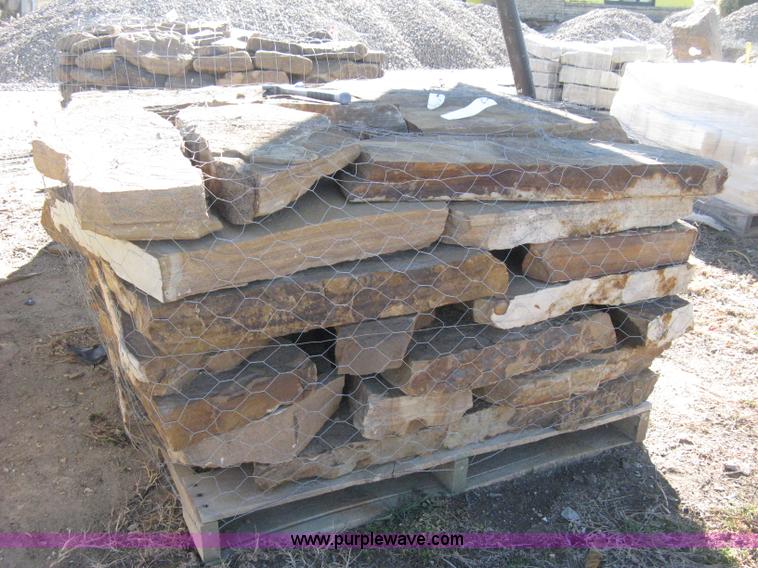 image for item Z9963 Pallet of cafe flagstone