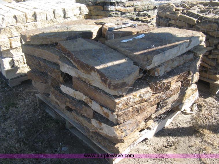 image for item Z9963 Pallet of cafe flagstone