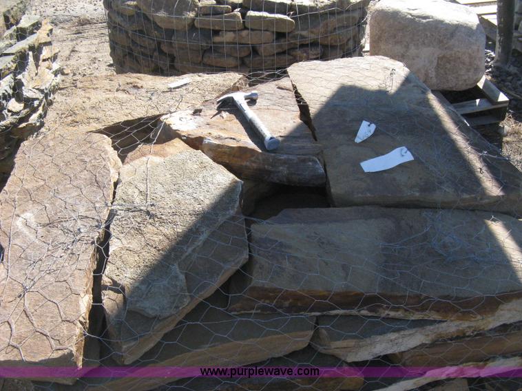 image for item Z9963 Pallet of cafe flagstone