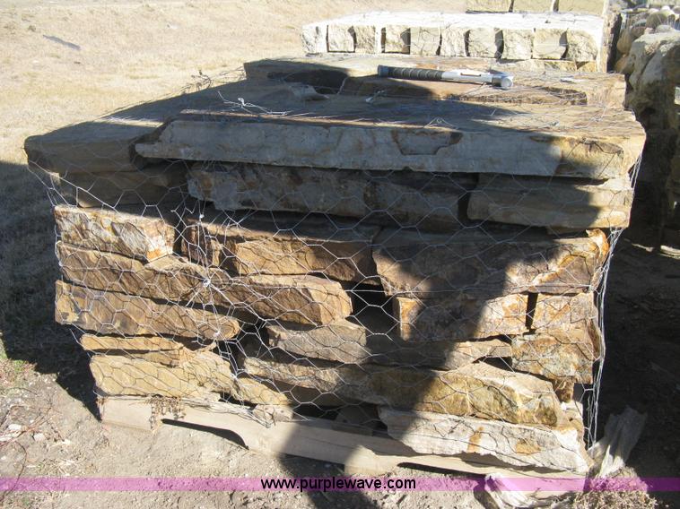 image for item Z9963 Pallet of cafe flagstone