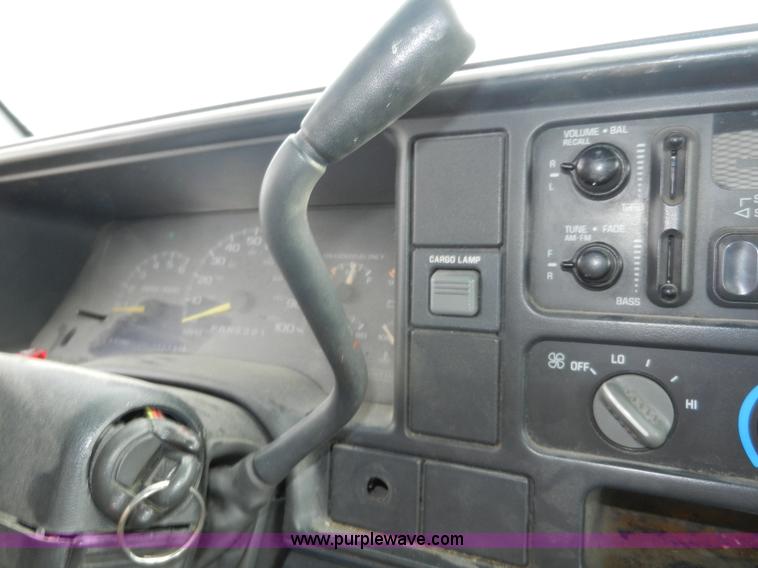 image for item A3968 1998 GMC Sierra 3500 SL pickup truck