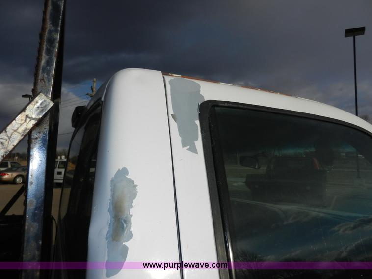 image for item A3968 1998 GMC Sierra 3500 SL pickup truck