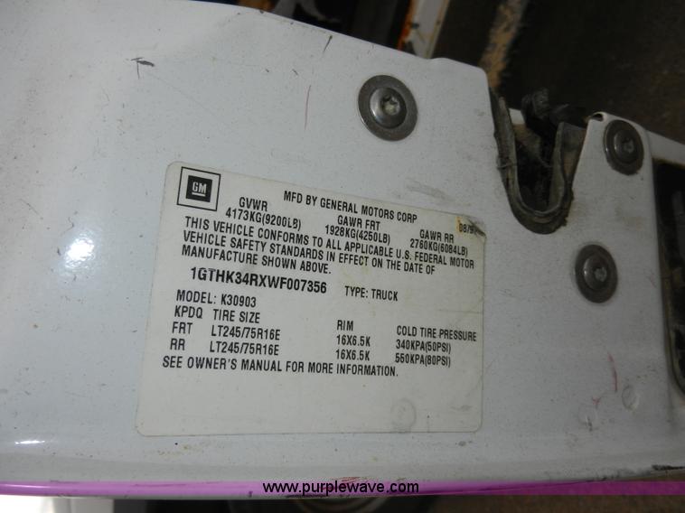 image for item A3968 1998 GMC Sierra 3500 SL pickup truck