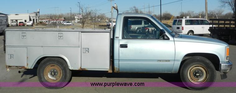 image for item A3987 1992 Chevrolet Cheyenne 2500 utility truck