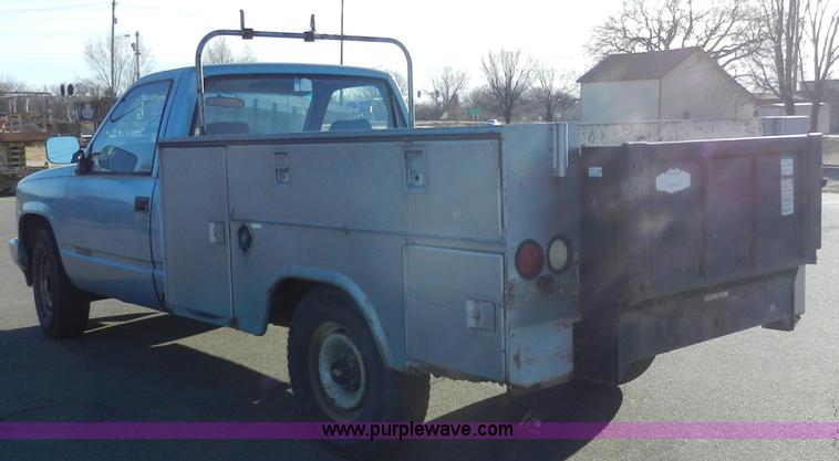 image for item A3987 1992 Chevrolet Cheyenne 2500 utility truck