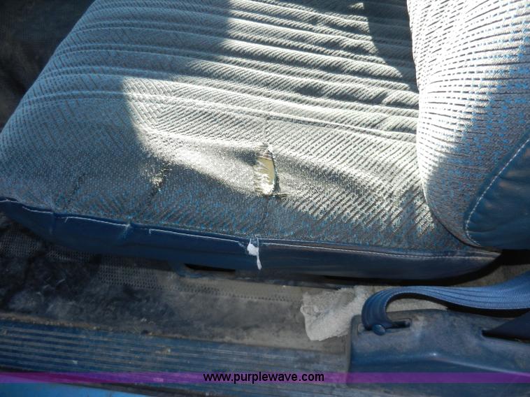 image for item A3987 1992 Chevrolet Cheyenne 2500 utility truck