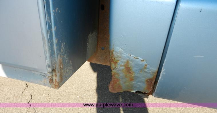 image for item A3987 1992 Chevrolet Cheyenne 2500 utility truck