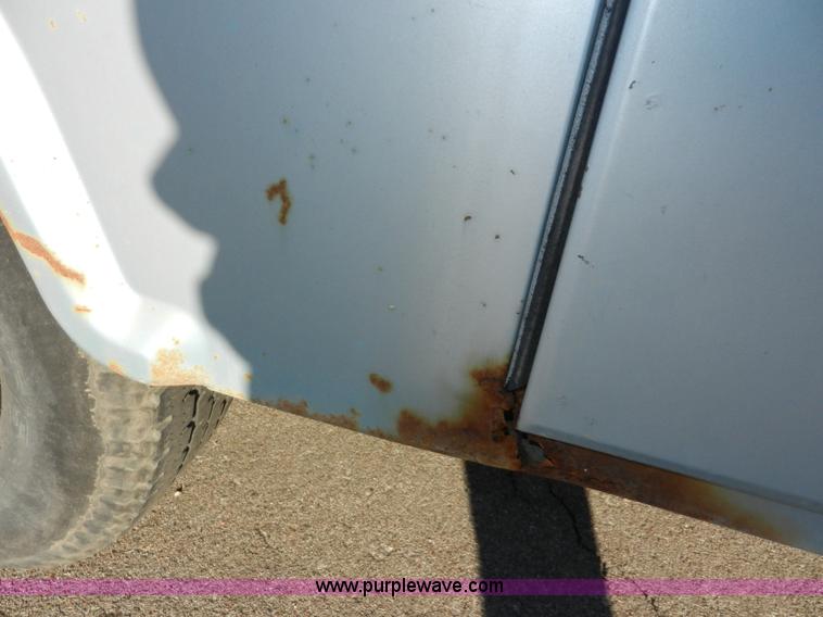 image for item A3987 1992 Chevrolet Cheyenne 2500 utility truck