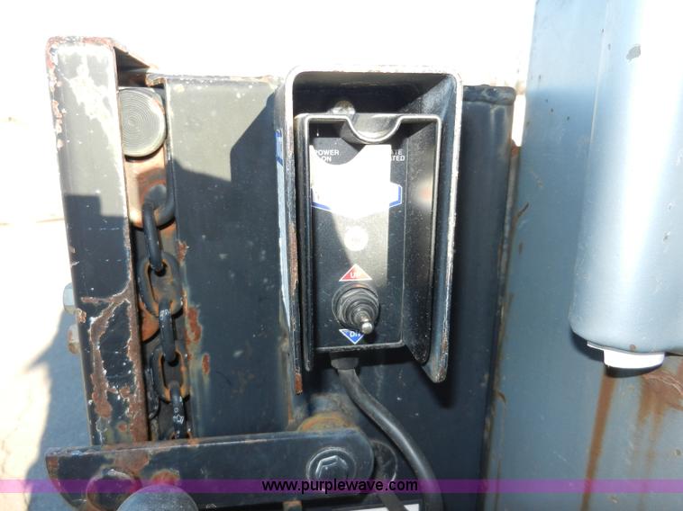 image for item A3987 1992 Chevrolet Cheyenne 2500 utility truck