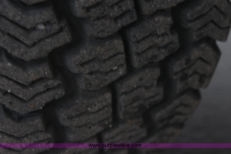 image for item AA9169 1982 GMC C/K 2500 pickup truck