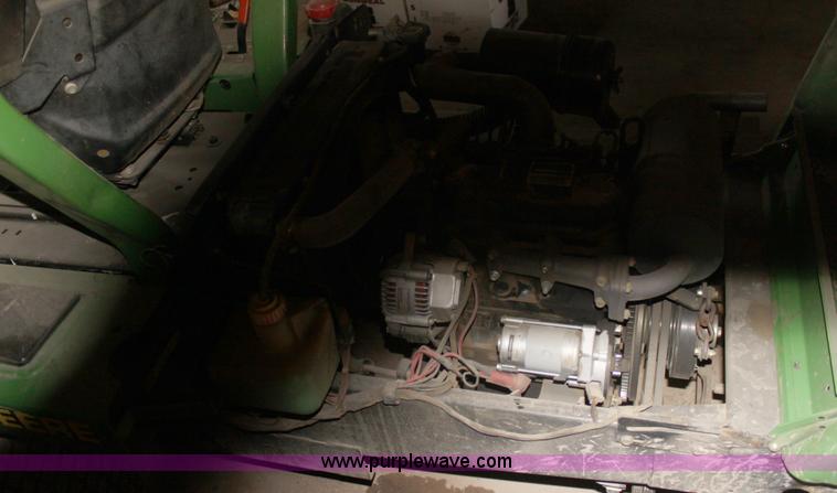 image for item AA9171 John Deere F925 riding lawn mower