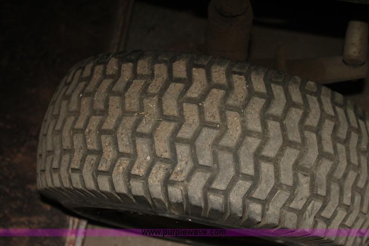 image for item AA9171 John Deere F925 riding lawn mower