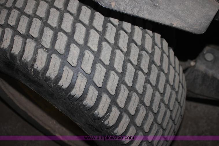 image for item AA9171 John Deere F925 riding lawn mower