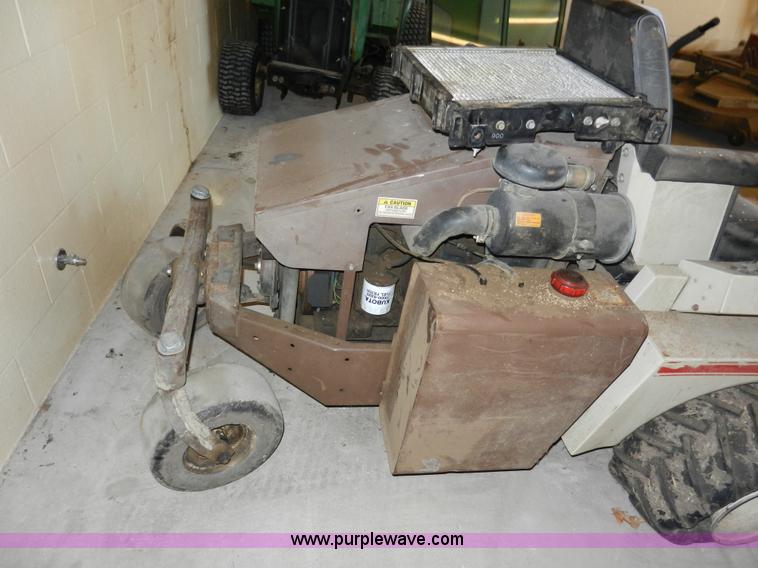 image for item AB9558 Grasshopper 928 ZTR lawn mower