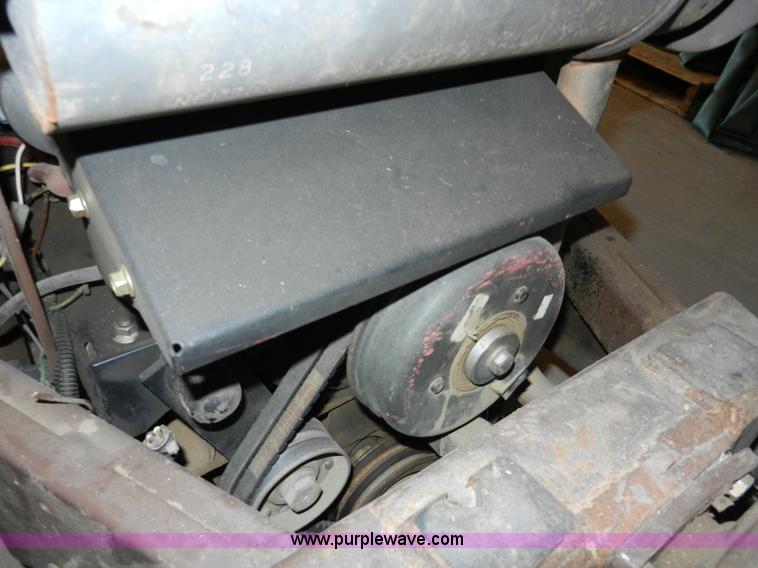 image for item AB9558 Grasshopper 928 ZTR lawn mower