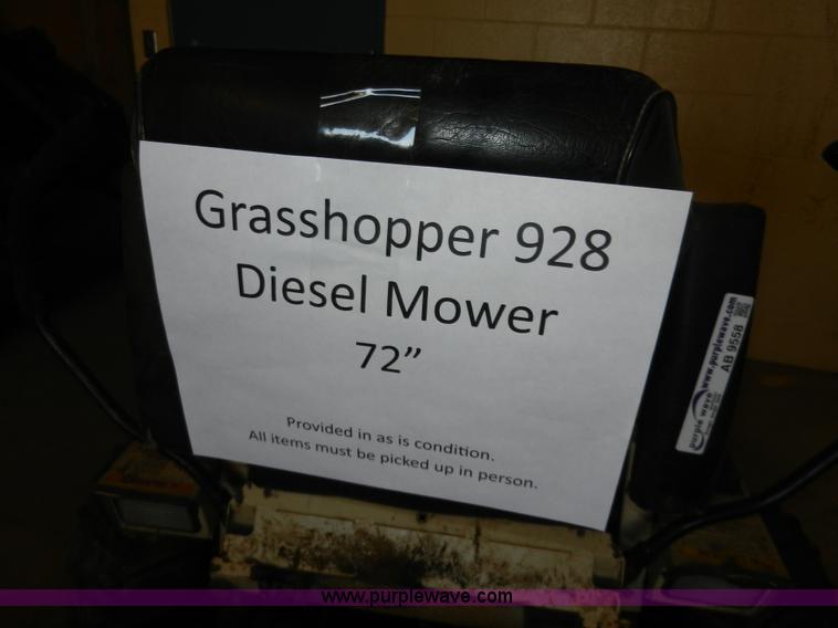 image for item AB9558 Grasshopper 928 ZTR lawn mower