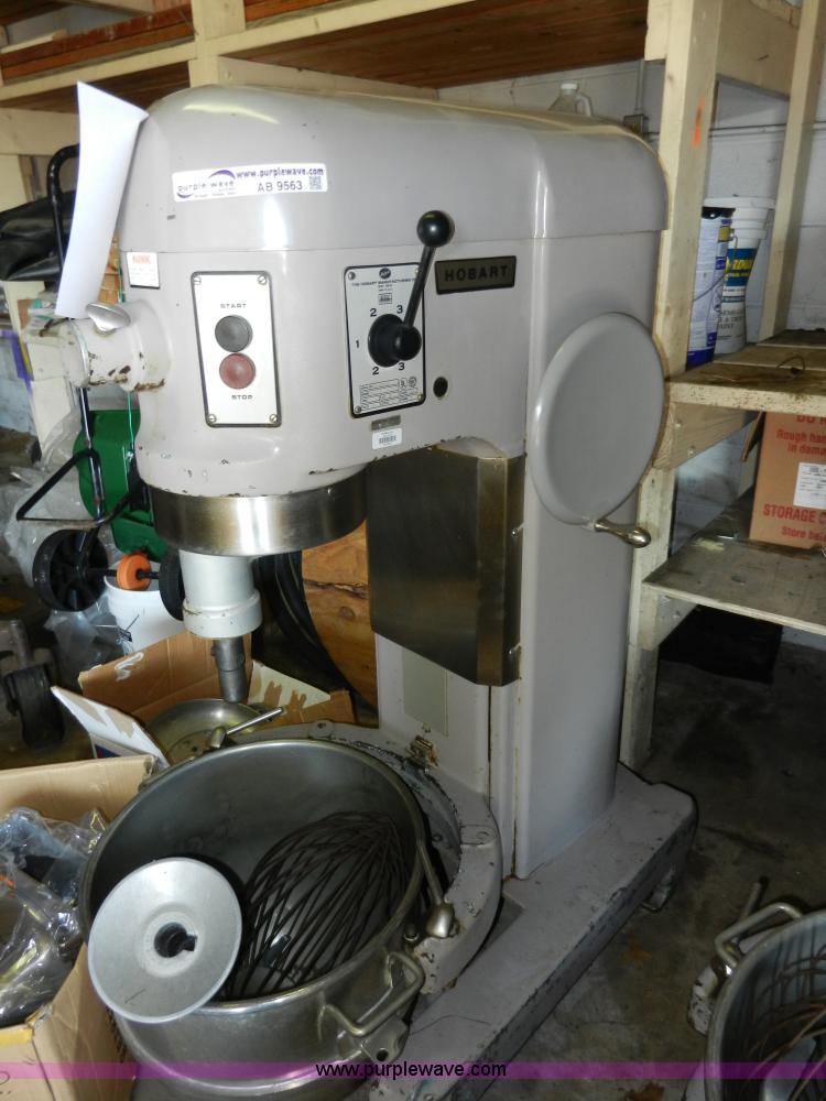 image for item AB9563 Hobart H600 mixer