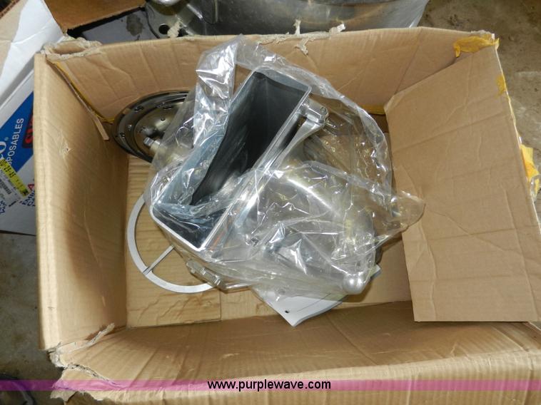 image for item AB9563 Hobart H600 mixer