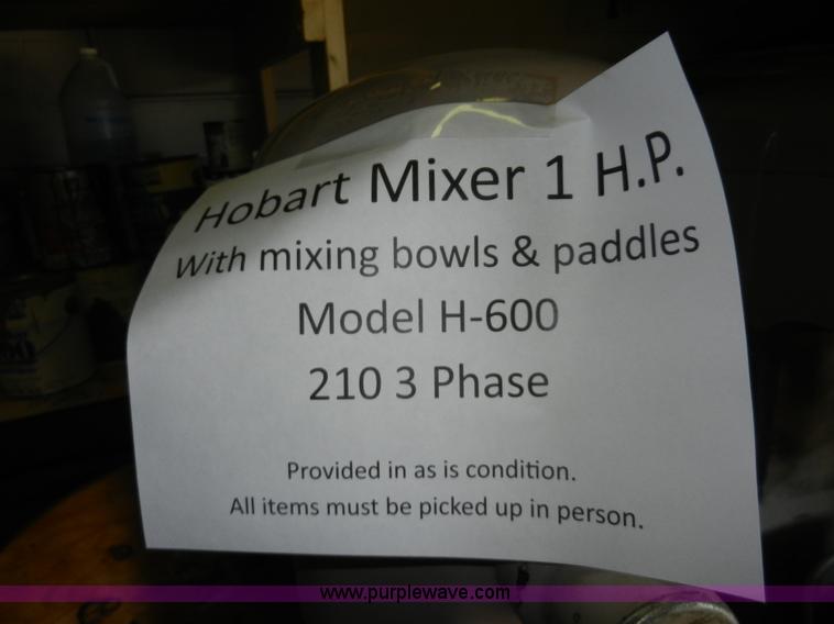 image for item AB9563 Hobart H600 mixer