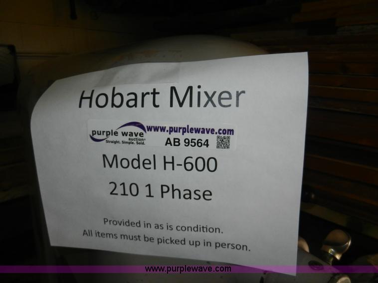 image for item AB9564 Hobart H600 mixer