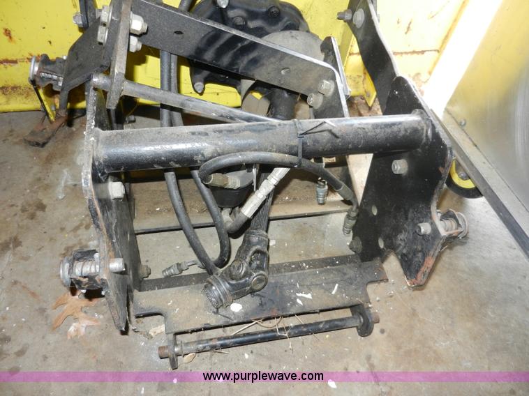 image for item AB9565 John Deere snow blower