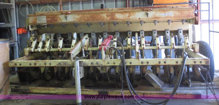 image for item AK9744 1984 Truax 812 grass drill