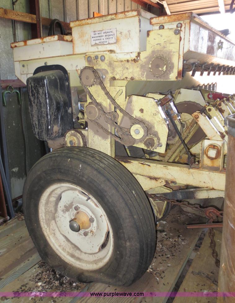 image for item AK9744 1984 Truax 812 grass drill