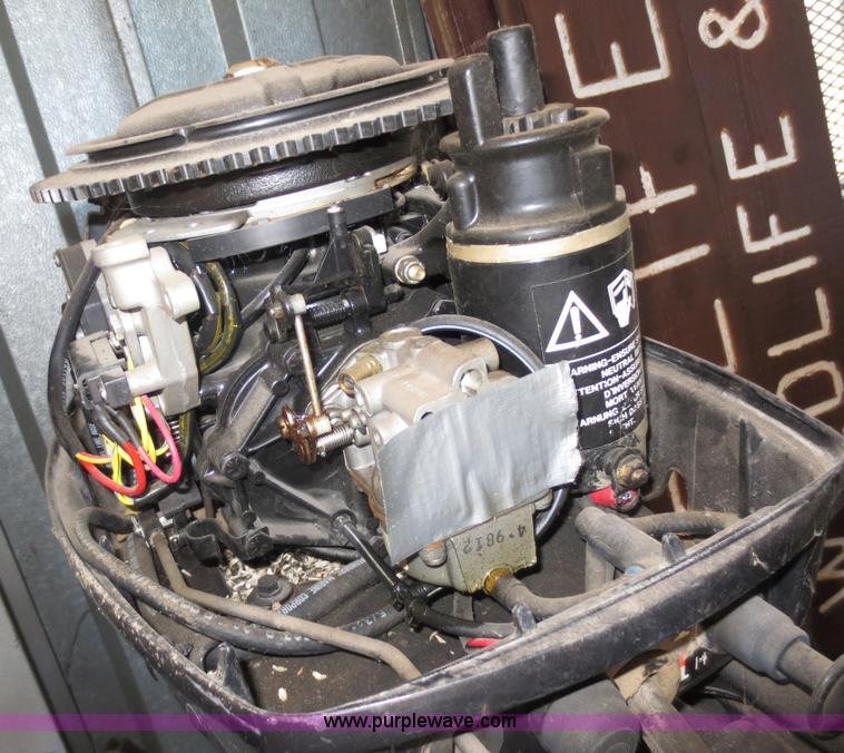 image for item AK9746 1995 Johnson 25 HP outboard motor