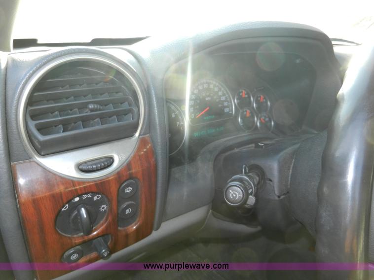 image for item D4594 2003 GMC Envoy XL SLT SUV