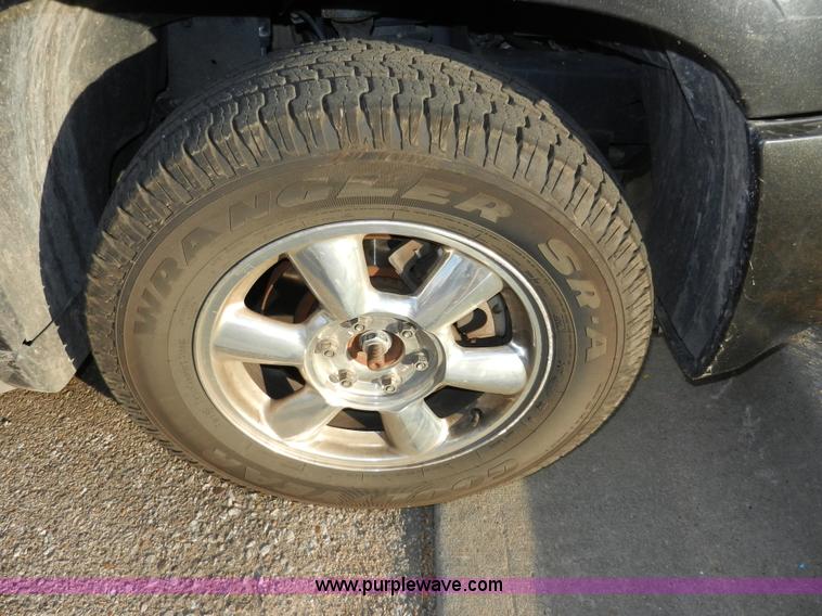 image for item D4594 2003 GMC Envoy XL SLT SUV