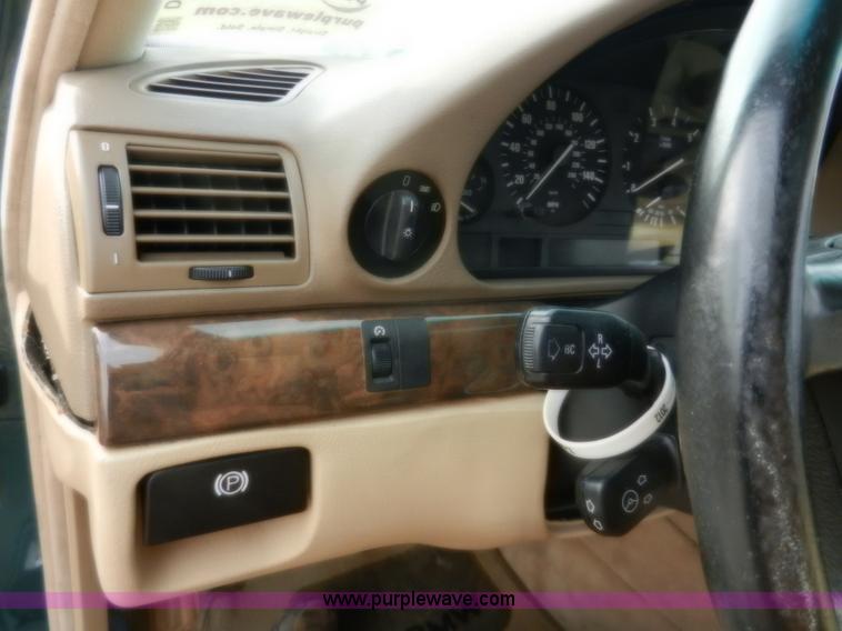 image for item D4595 1997 BMW 740iL