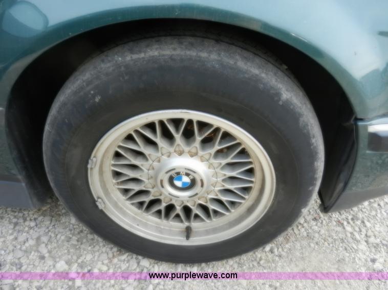 image for item D4595 1997 BMW 740iL