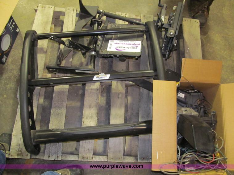 image for item D7165 Automotive accessories