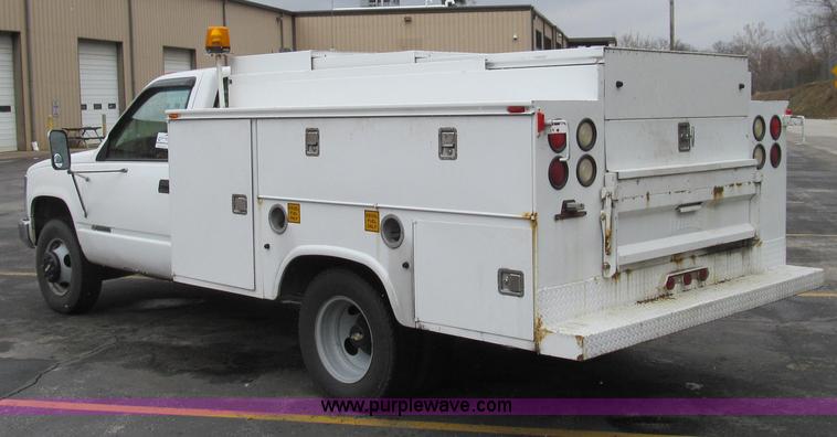image for item E3694 1997 Chevrolet 3500 utility truck