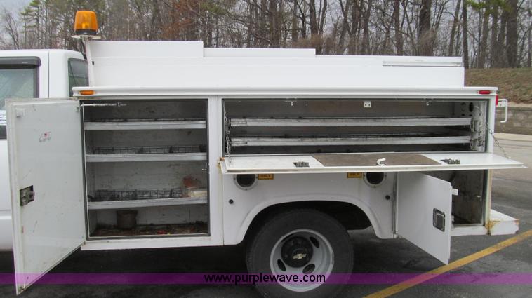 image for item E3694 1997 Chevrolet 3500 utility truck