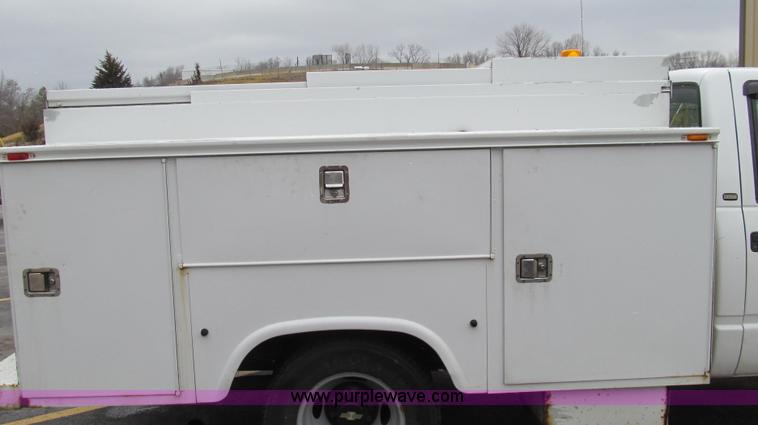 image for item E3694 1997 Chevrolet 3500 utility truck