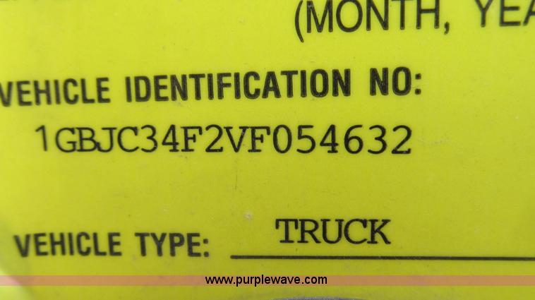 image for item E3694 1997 Chevrolet 3500 utility truck