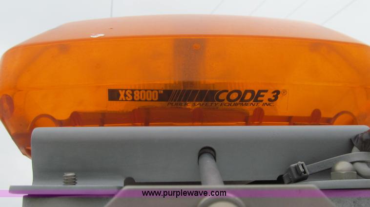 image for item E3698 2000 Ford E350 XL van