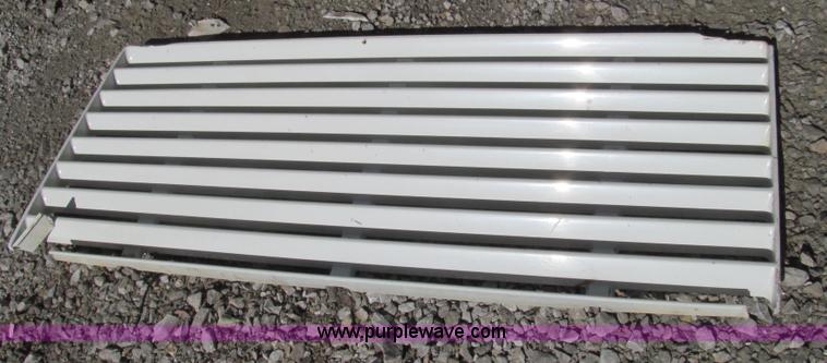 image for item E3747 1999 International 4900 dump truck