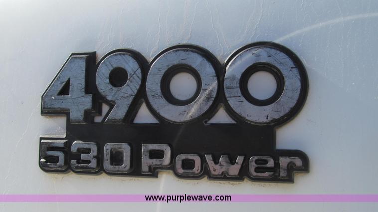 image for item E3747 1999 International 4900 dump truck