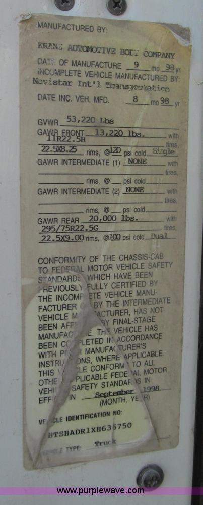 image for item E3747 1999 International 4900 dump truck