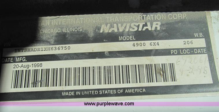 image for item E3747 1999 International 4900 dump truck