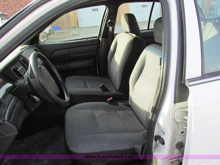 image for item E5878 2007 Ford Crown Victoria Police Interceptor