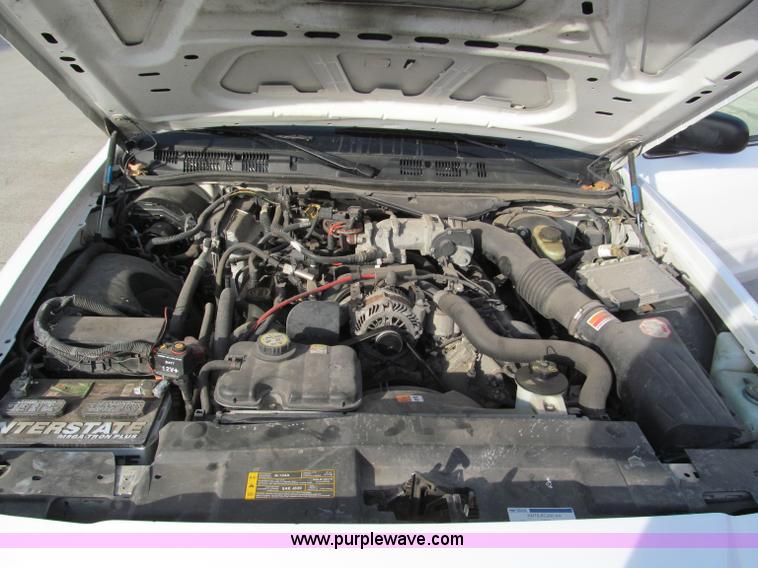 image for item E5878 2007 Ford Crown Victoria Police Interceptor