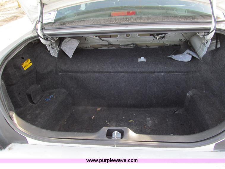 image for item E5878 2007 Ford Crown Victoria Police Interceptor