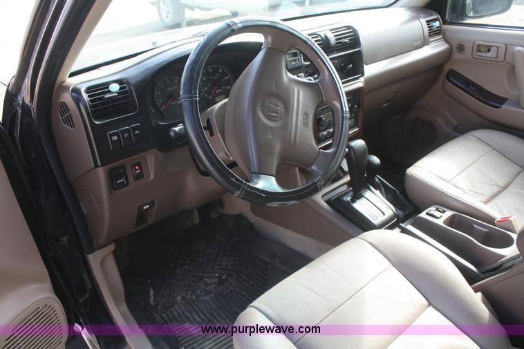 image for item F2869 2002 Honda Passport