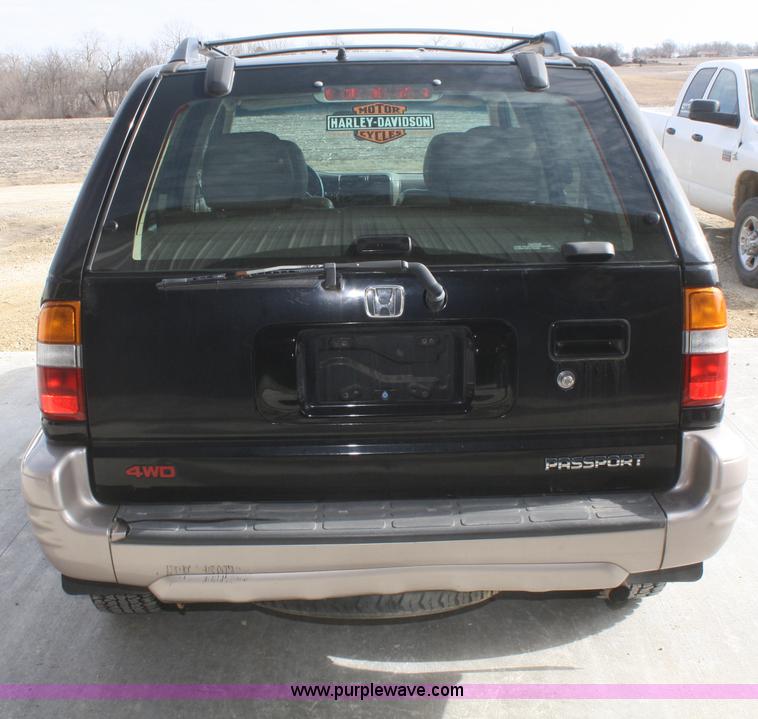 image for item F2869 2002 Honda Passport