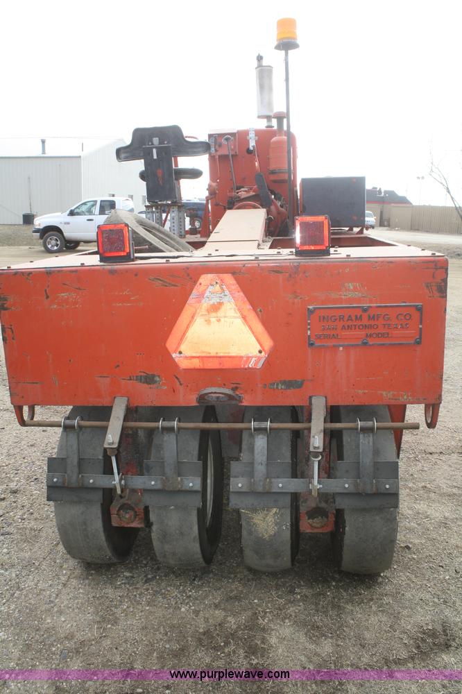 image for item F2998 1971 Ingram 9-2800 nine wheel pneumatic roller