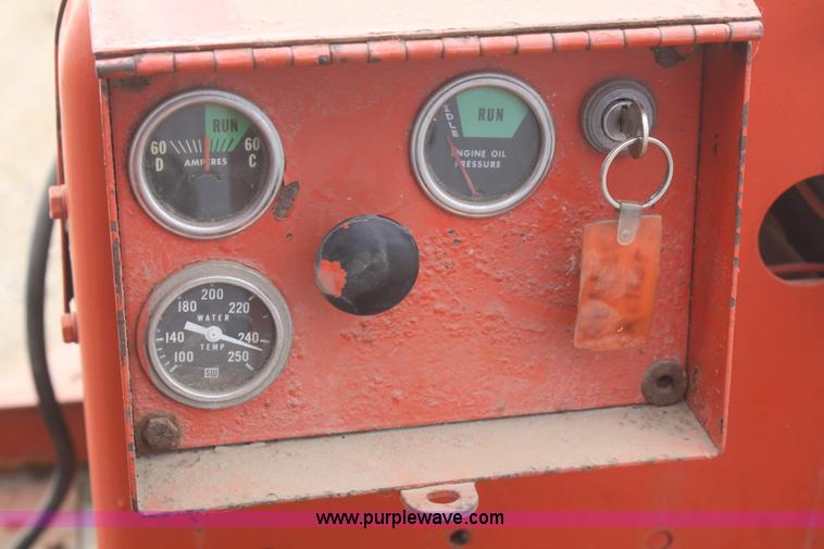 image for item F2998 1971 Ingram 9-2800 nine wheel pneumatic roller